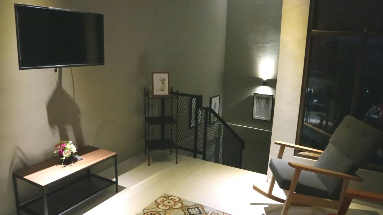 Sabi Guest House - Strategic Family -Married Couples Only- Hostel In Prawirotaman Yogyakarta Exterior photo