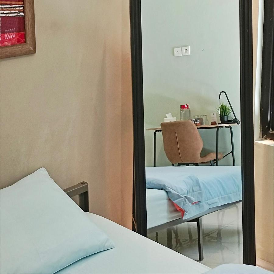 Sabi Guest House - Strategic Family -Married Couples Only- Hostel In Prawirotaman Yogyakarta Exterior photo